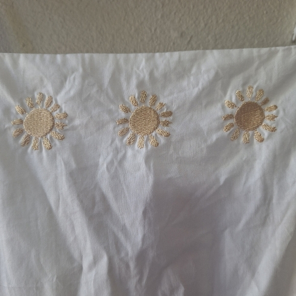 Truth Culture Boutique Embroidred You Are My Sunshine SunDress Girls 14 - Picture 4 of 9